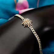 Vintage Sterling Silver Curb Link Starburst Bracelet, Geometric Silver Flower Accent, 3mm Curb Link Chain, Modernist, Unisex, 7 1/2" L