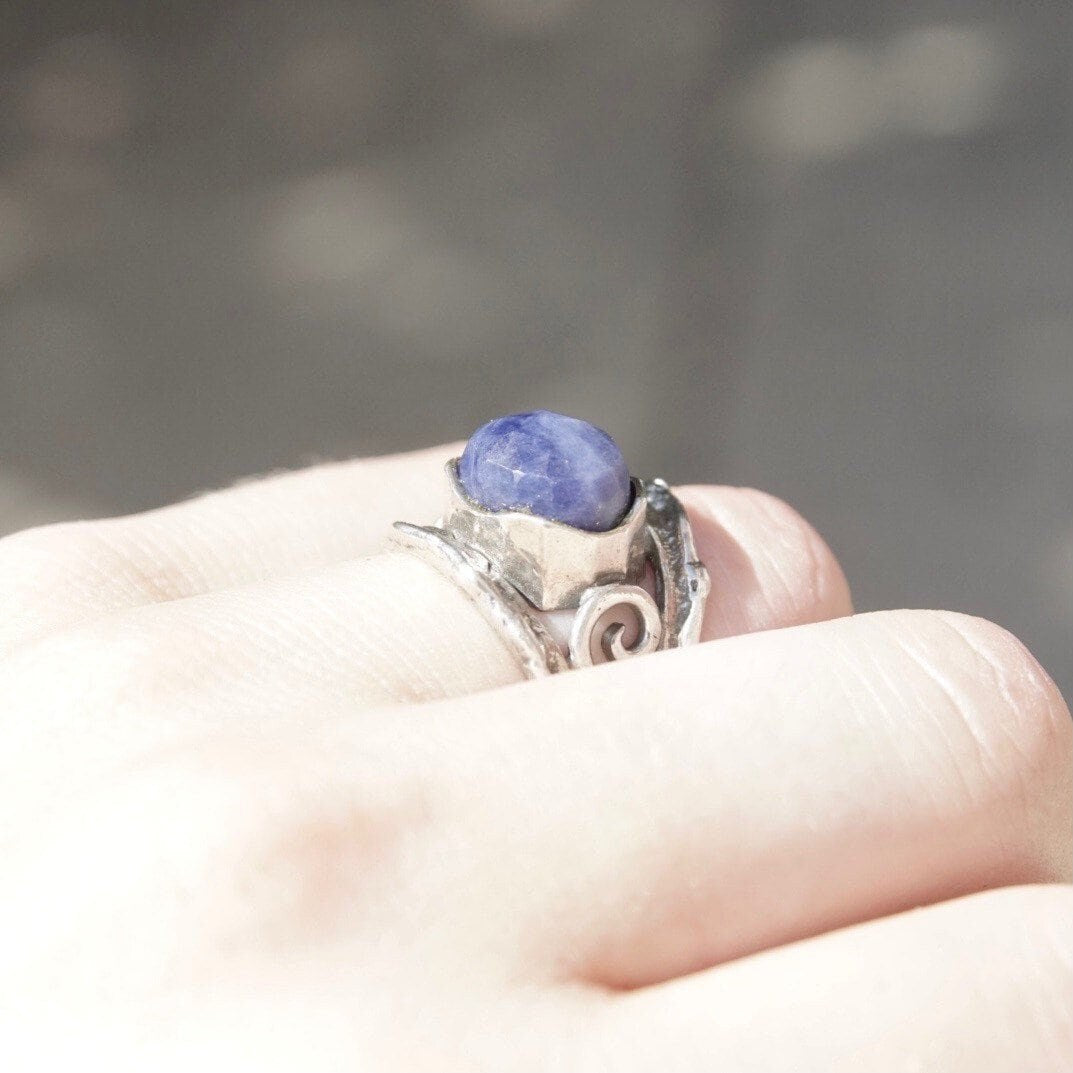 Vintage Sterling Silver Faceted Sodalite Ring, Hammered Silver Cut Out Ring With Swirl Design, Signed Israel 925, Size 7 1/4 US