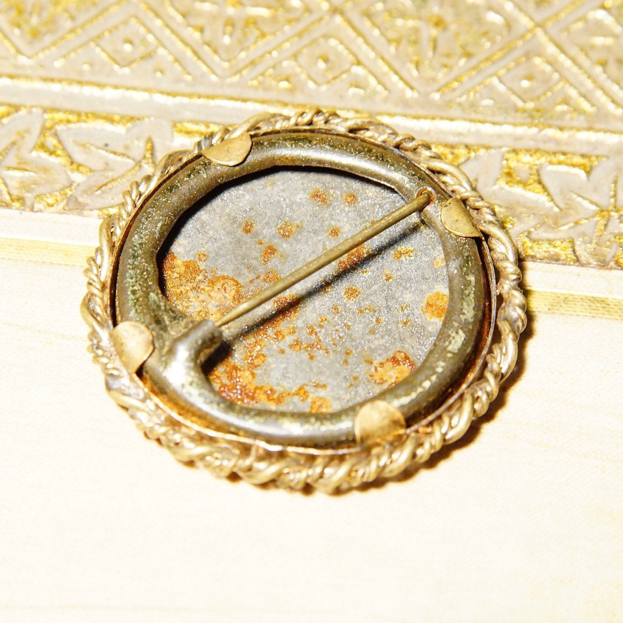Antique Gold Filled Photo Portrait Brooch Pin, Victorian Mourning Jewelry, Black & White Photo Of A Man, Woven Gold Frame, 1 1/4"