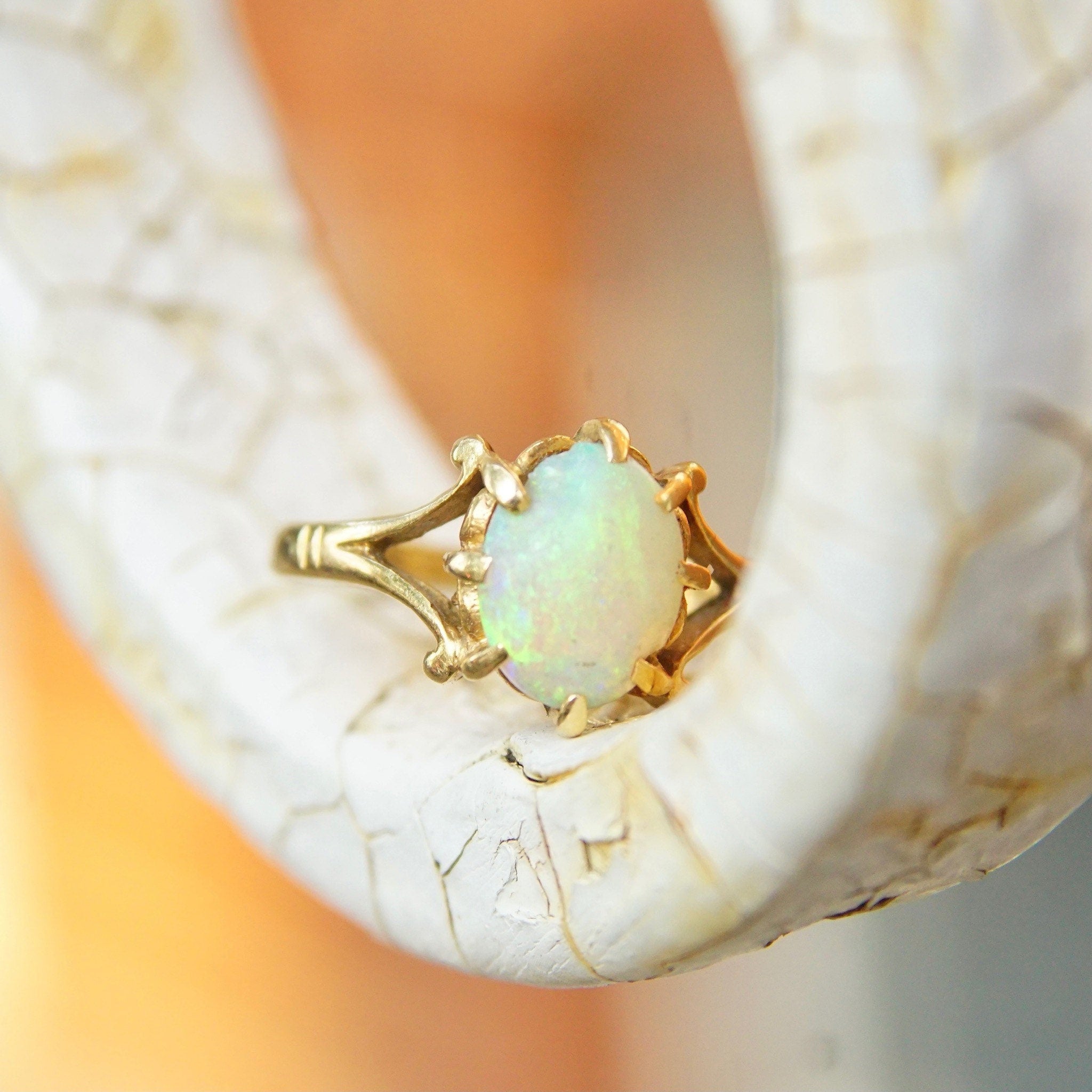 Vintage 14K Bonded Gold Opal Cabochon Ring, Iridescent Opal Gemstone, Elegant Yellow Gold Ring, 585 Jewelry, Size 4 3/4 US