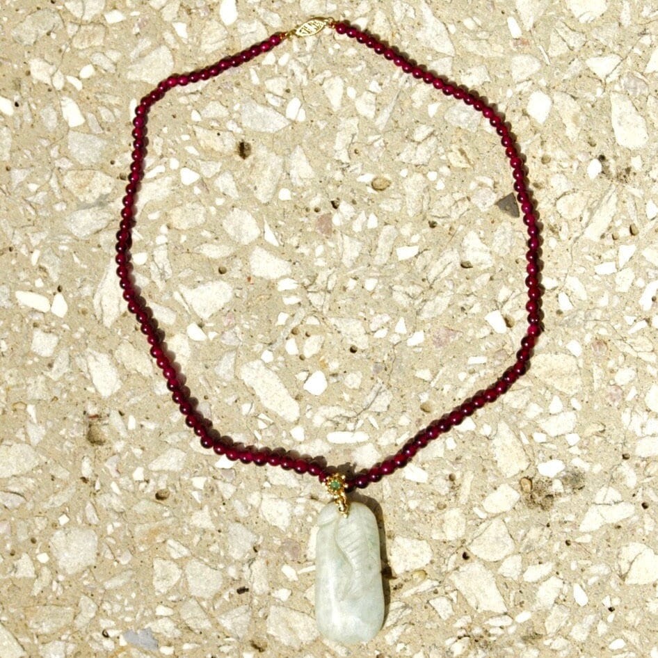 Vintage 14K Gold Carved Jade Garnet Bead Pendant Necklace, Light Green Jade, Dark Purple Garnet, 14K Filigree Clasp & Pendant Bail, 19" Long