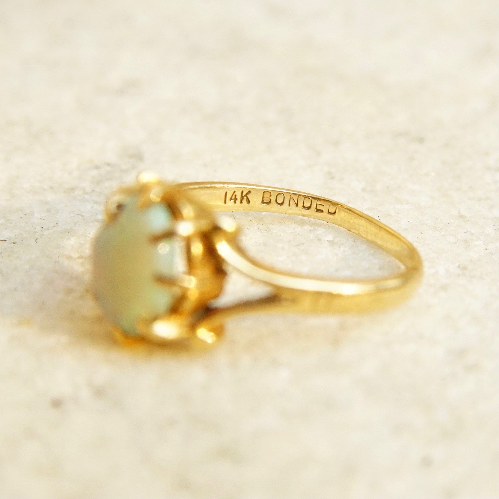 Vintage 14K Bonded Gold Opal Cabochon Ring, Iridescent Opal Gemstone, Elegant Yellow Gold Ring, 585 Jewelry, Size 4 3/4 US