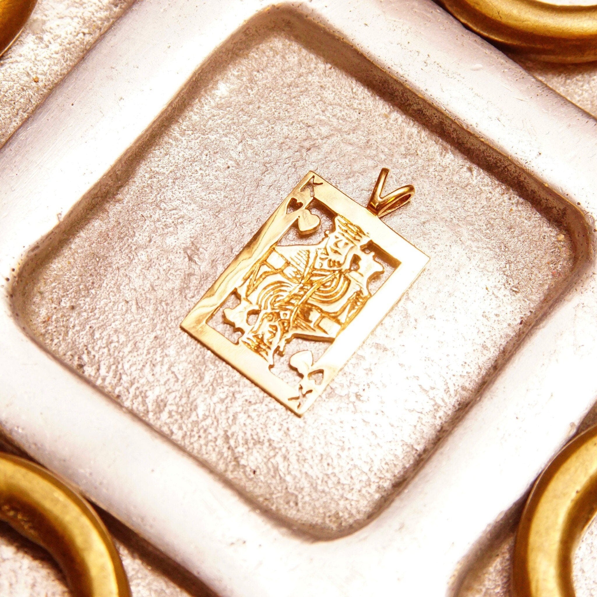 Vintage 14K Solid Gold King Of Hearts Pendant, Polished Yellow Gold, Cutout Design, Split Gold Bail, Cute Mini Pendant, 29mm x 17mm