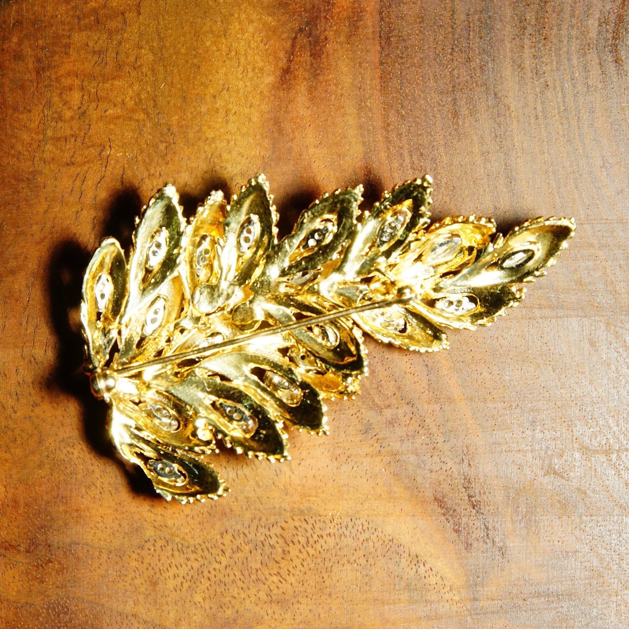 Vintage 14K Yellow Gold Diamond Conifer Tree Brooch, Textured Gold Pine Tree With 38 Dazzling Diamonds, 1.9 TCW, 2 3/8 L x 1 1/2 W