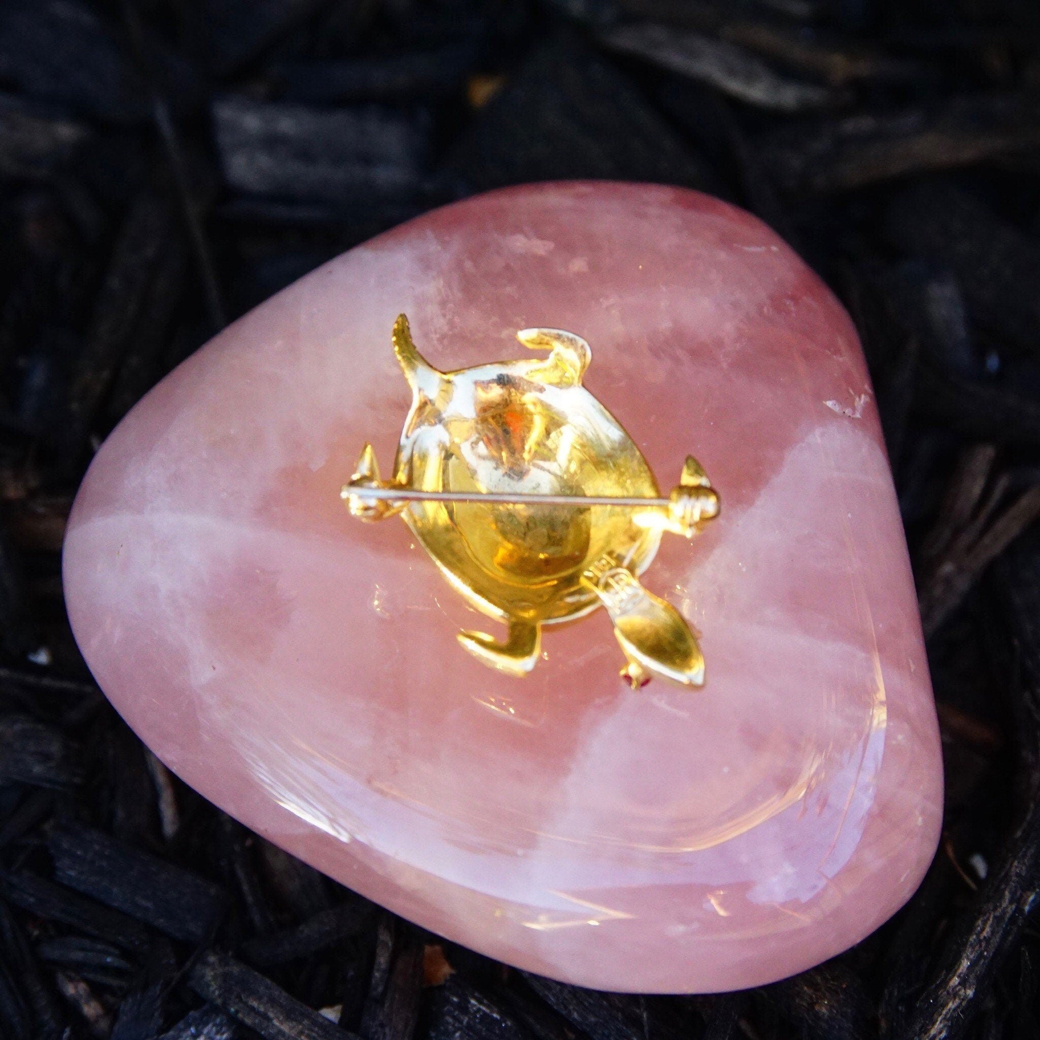Vintage 14K Yellow Gold Ruby Eyed Turtle Brooch, Cute Turtle Pin With Small Ruby Gemstones, Animal Jewelry, 585