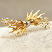 Vintage 18K Gold & Diamond Spray Brooch Pin, 1.5 TWC, Brilliant Cut, Textured Yellow Gold Bow Pin, Diamond Encrusted, Art Deco Jewelry