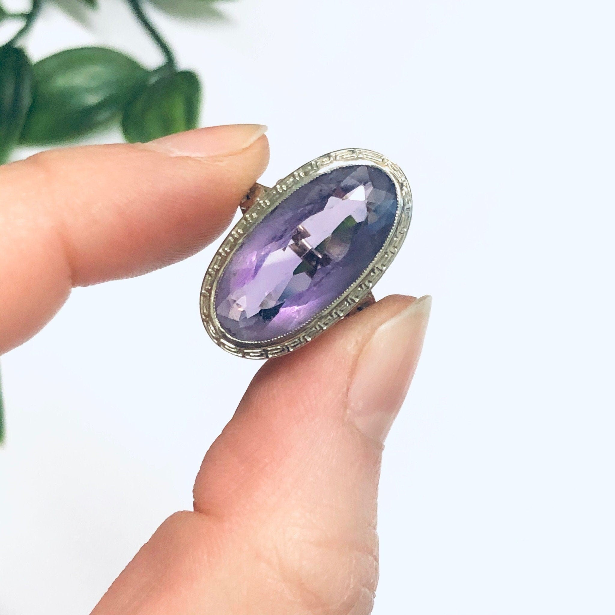 Vintage 18K White Gold Ring with Amethyst Gemstone, Amethyst Jewelry, White Gold Ring, 18K Jewelry, Engagement Ring
