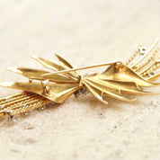 Vintage 18K Gold & Diamond Spray Brooch Pin, 1.5 TWC, Brilliant Cut, Textured Yellow Gold Bow Pin, Diamond Encrusted, Art Deco Jewelry