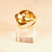 Vintage 585 GERMANY Yellow Gold Layered Dome Ring, Abstract Swirl Dome Ring, Ribbon Wreath Design, Chunky Gold Ring, Size 8 3/4 US