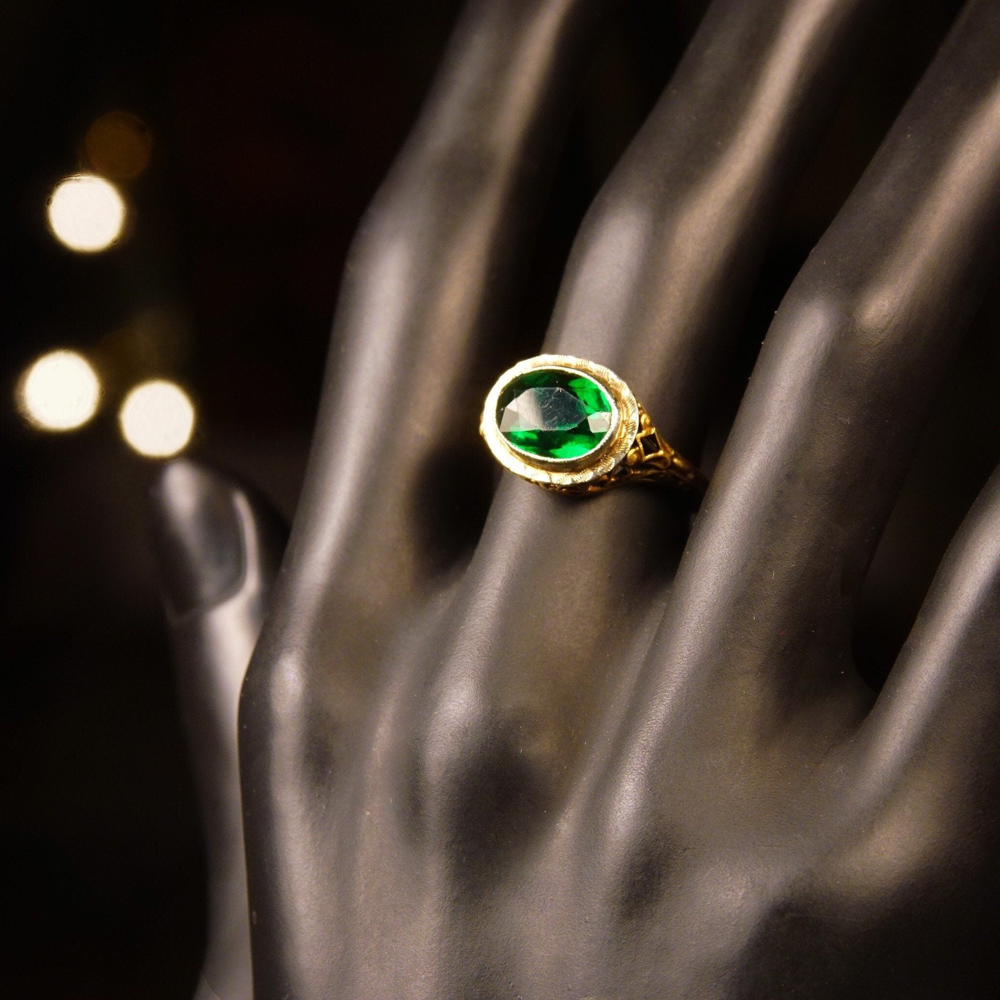 Vintage Art Deco 14K Gold Chrome Tourmaline Cocktail Ring, Yellow Gold Filigree, White Gold Bezel Setting, Oval-Cut Gemstone, Size 6 1/4 US