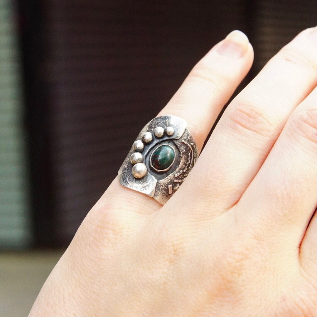 Vintage Brutalist Sterling Silver Gemstone Ring, Abstract Brushed Ring With Gemstone & Accent Silver Beads, Artisan Jewelry, Size 7 US