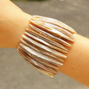 Vintage Chunky Mother Of Pearl Shell Cuff Bracelet, Thick Stretch Band Bracelet, Iridescent Shell, Boho Style, Statement Piece