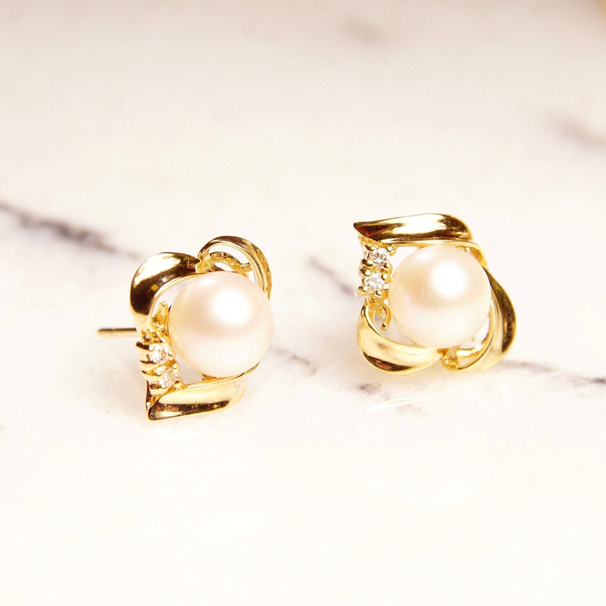 Vintage Classic 14K Gold Pearl Diamond Accent Stud Earrings, Yellow Gold Ribbon Wreath Setting, 2-Diamond Accent, Natural Round Pearls, 585