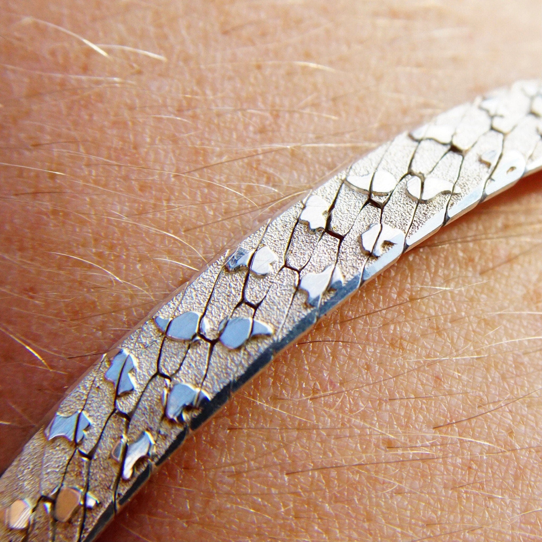 Vintage Italian Sterling Silver Nugget Link Bracelet, 6.5mm Textured Silver Chain, Herringbone Pattern, Flashy 925 Accessories, 7 1/2" L