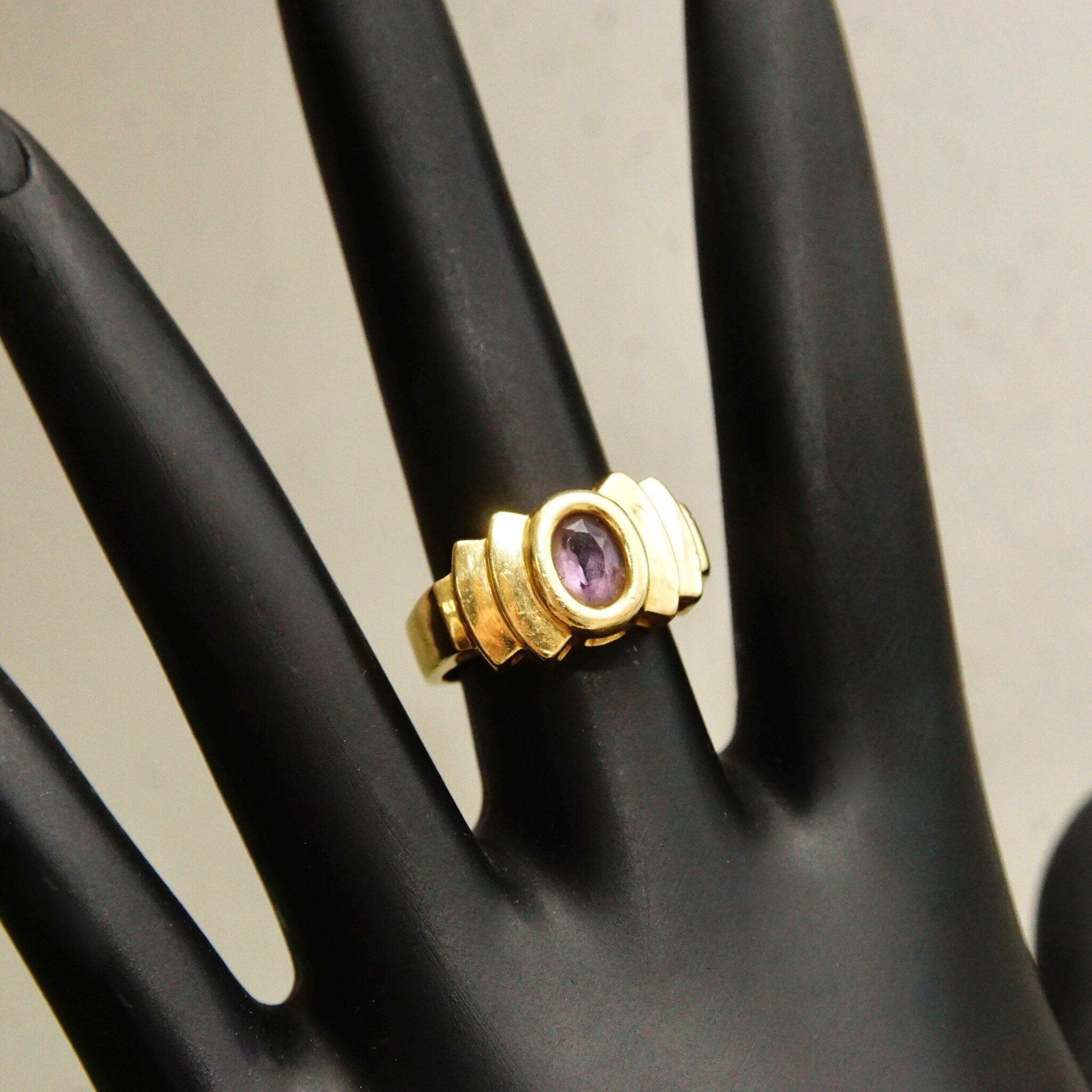 Vintage Modernist 14K Gold Amethyst Gemstone Cocktail Ring, Tiered Yellow Gold Saddle Ring, Bezel-Set Faceted Purple Gemstone, Size 7 US