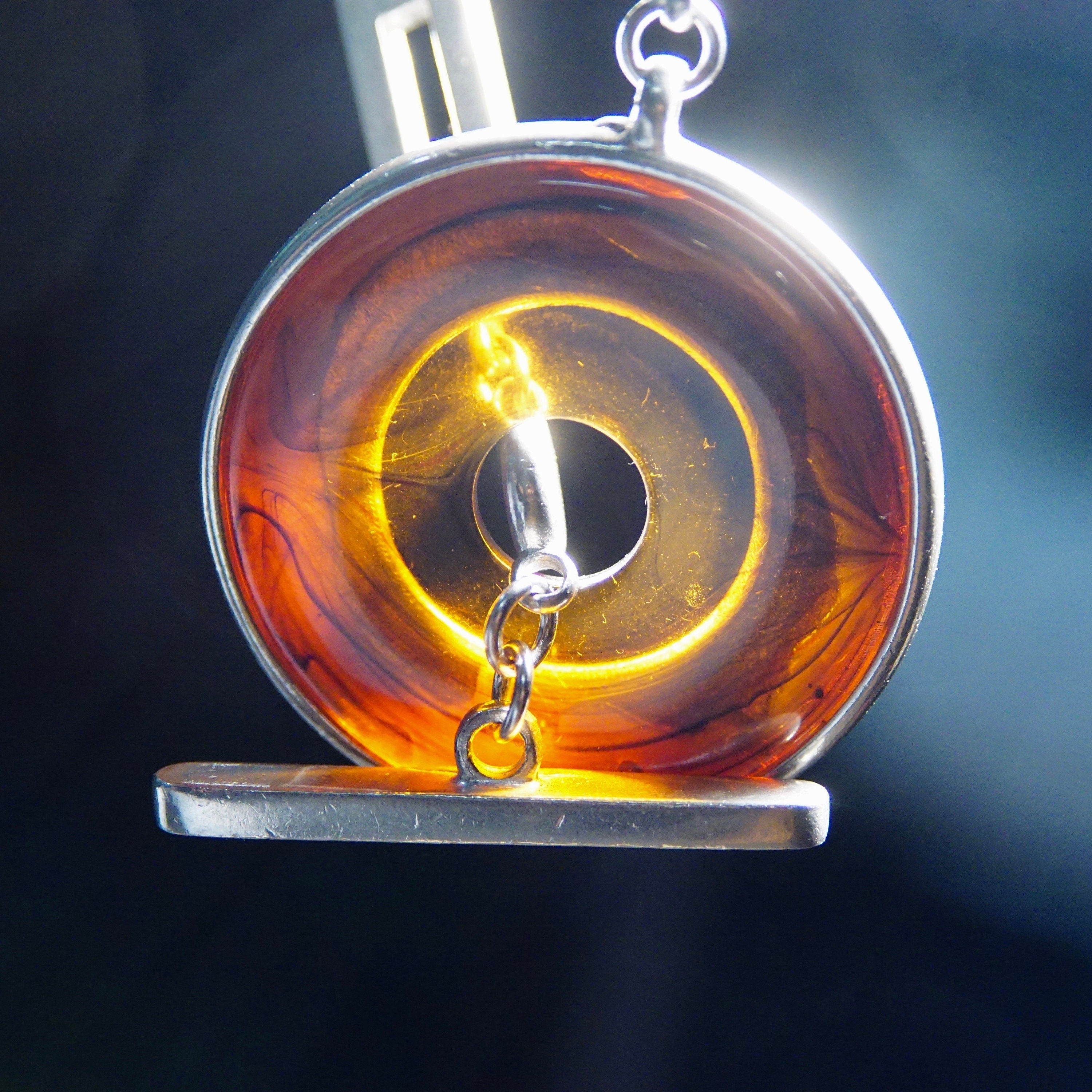 Vintage Modernist Ben Amun Amber Lucite Toggle Pendant Choker, Chunky Silver Necklace With Translucent Amber Donut Ring Pendant, 17 3/4" L