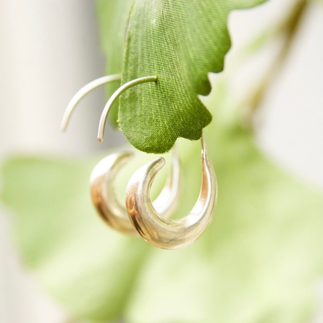 Vintage Modernist Sterling Silver Spiral Earrings, Faux Gauge Earrings, Threaded Silver Swirl Hoops, Minimalist Dangle Earrings, 1 1/4" L
