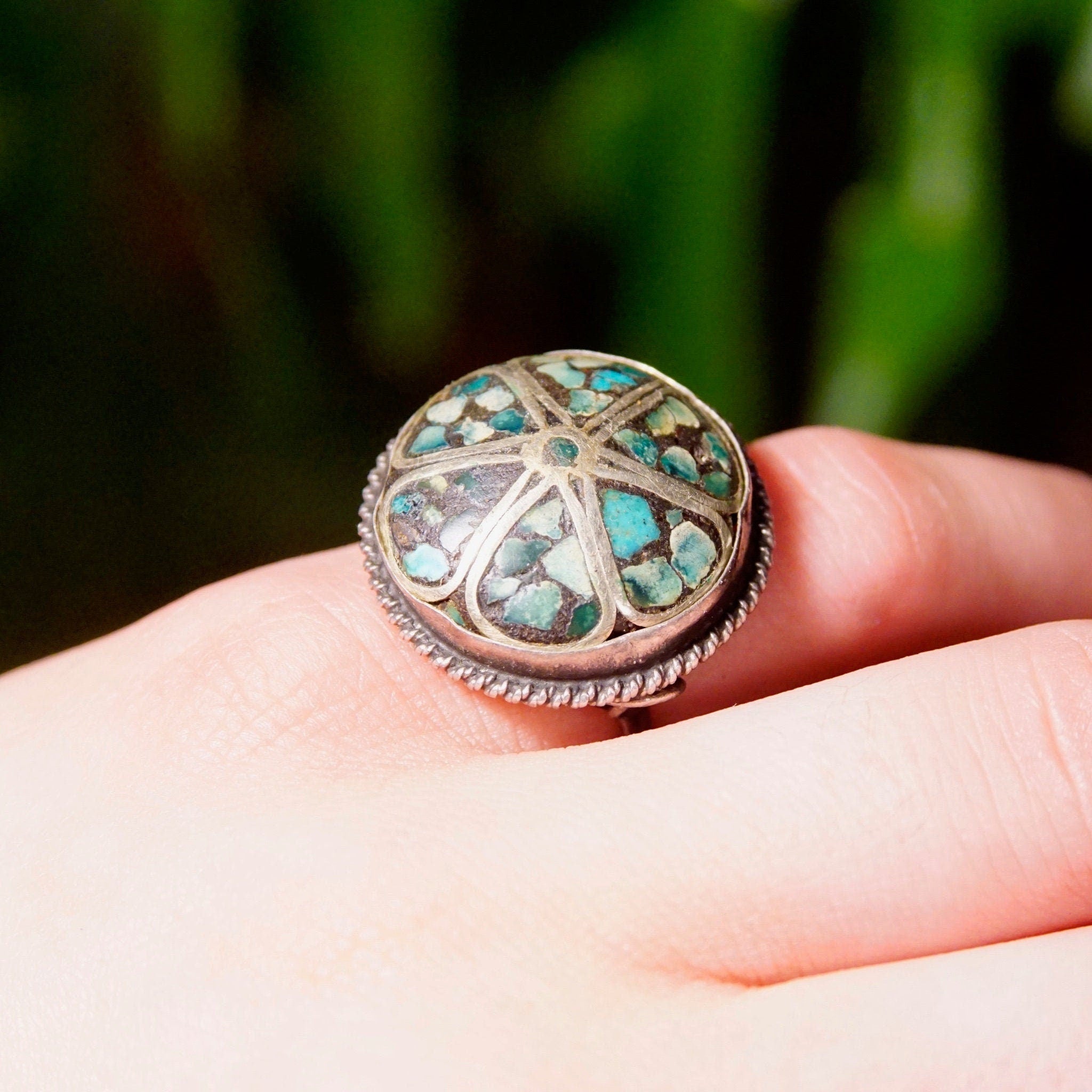 Vintage Silver & Turquoise Mosaic Inlay Flower Dome Ring, Unique Turquoise Ring With Silver Details, Statement Ring, Size 5 US