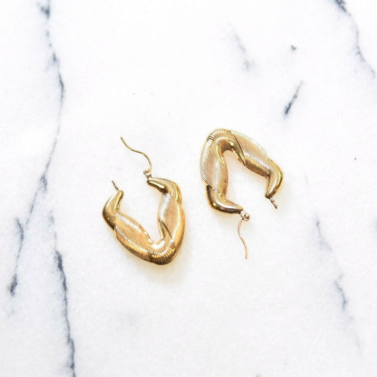 14K Puffed V-Hoops, Line Textured Yellow Gold Chevron Earrings, Hinged Ear Wire, S/M Size, 1 3/8" L