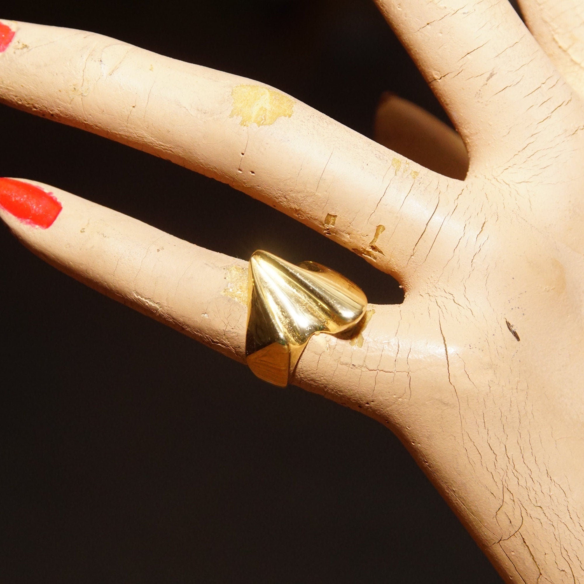 Modernist 14K Lightning Bolt Ring, Solid Yellow Gold Abstract V-Ring, Estate Jewelry, Size 4 1/2 - Good's Vintage