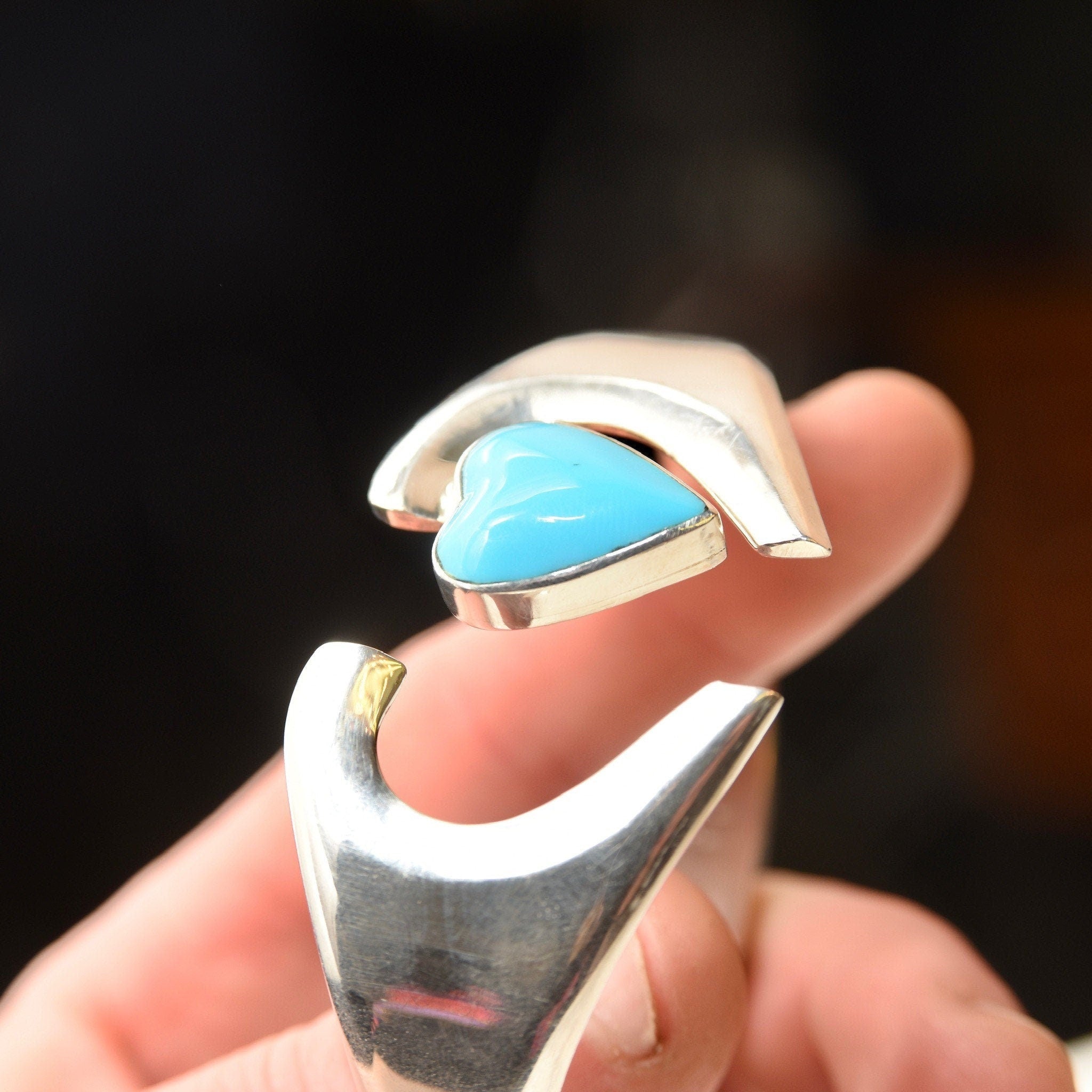 Vintage TAXCO Sterling Silver Turquoise Heart Clamper Cuff, Modernist Silver Cut-Out Cuff, Bright Blue Turquoise, 925 Mexico, 7" Diameter