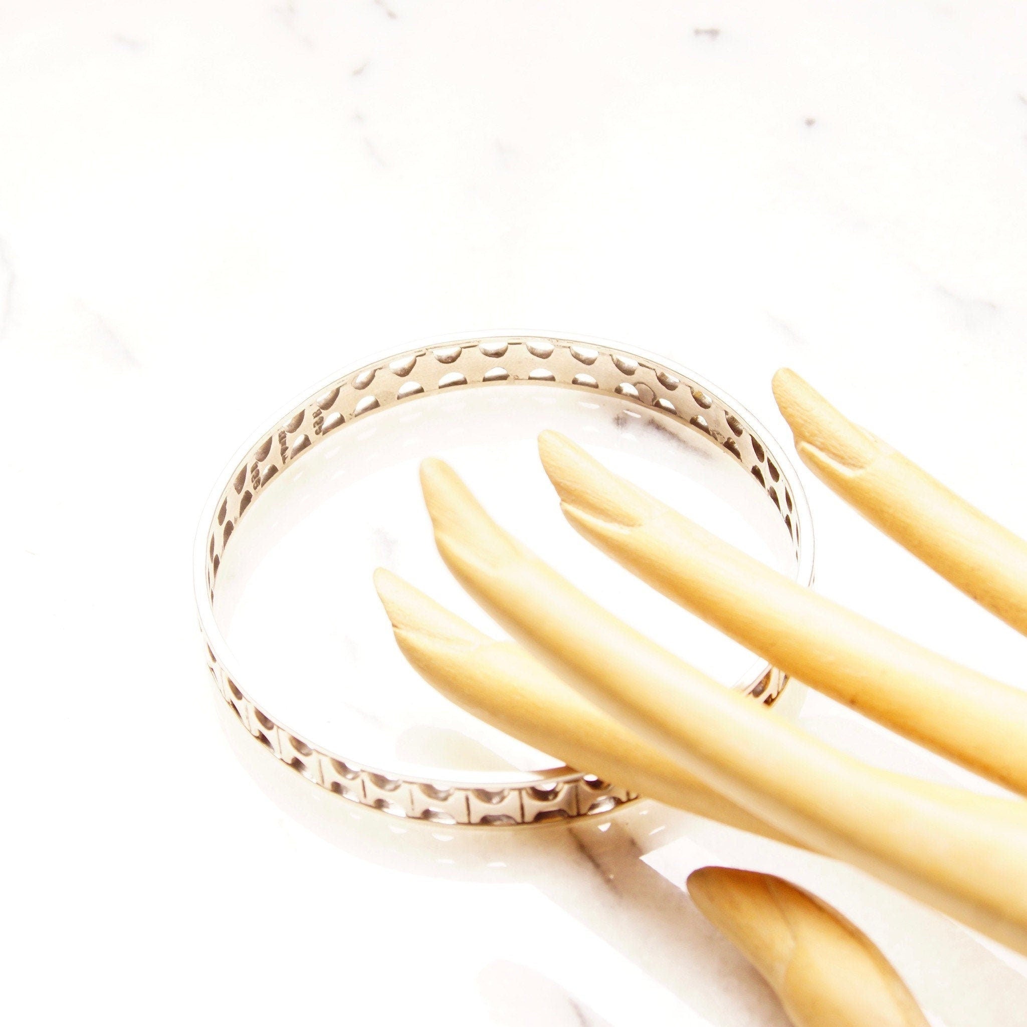 Vintage TAXCO Sterling Silver Cut-Out Bangle Bracelet, Modernist/Bohemian Silver Bangle, Large Round Bangle, 925 Mexico, 2/34" Diameter