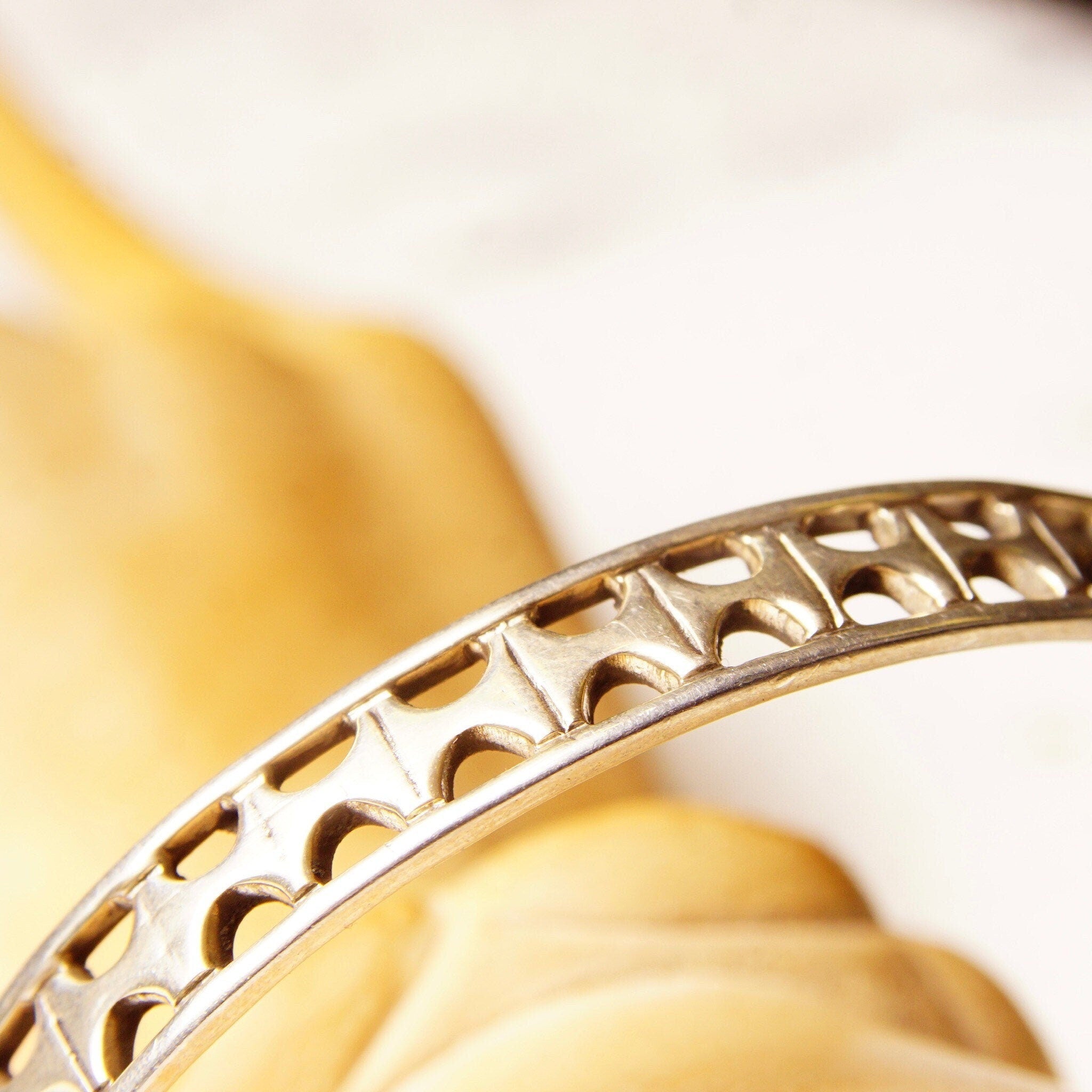 Vintage TAXCO Sterling Silver Cut-Out Bangle Bracelet, Modernist/Bohemian Silver Bangle, Large Round Bangle, 925 Mexico, 2/34" Diameter