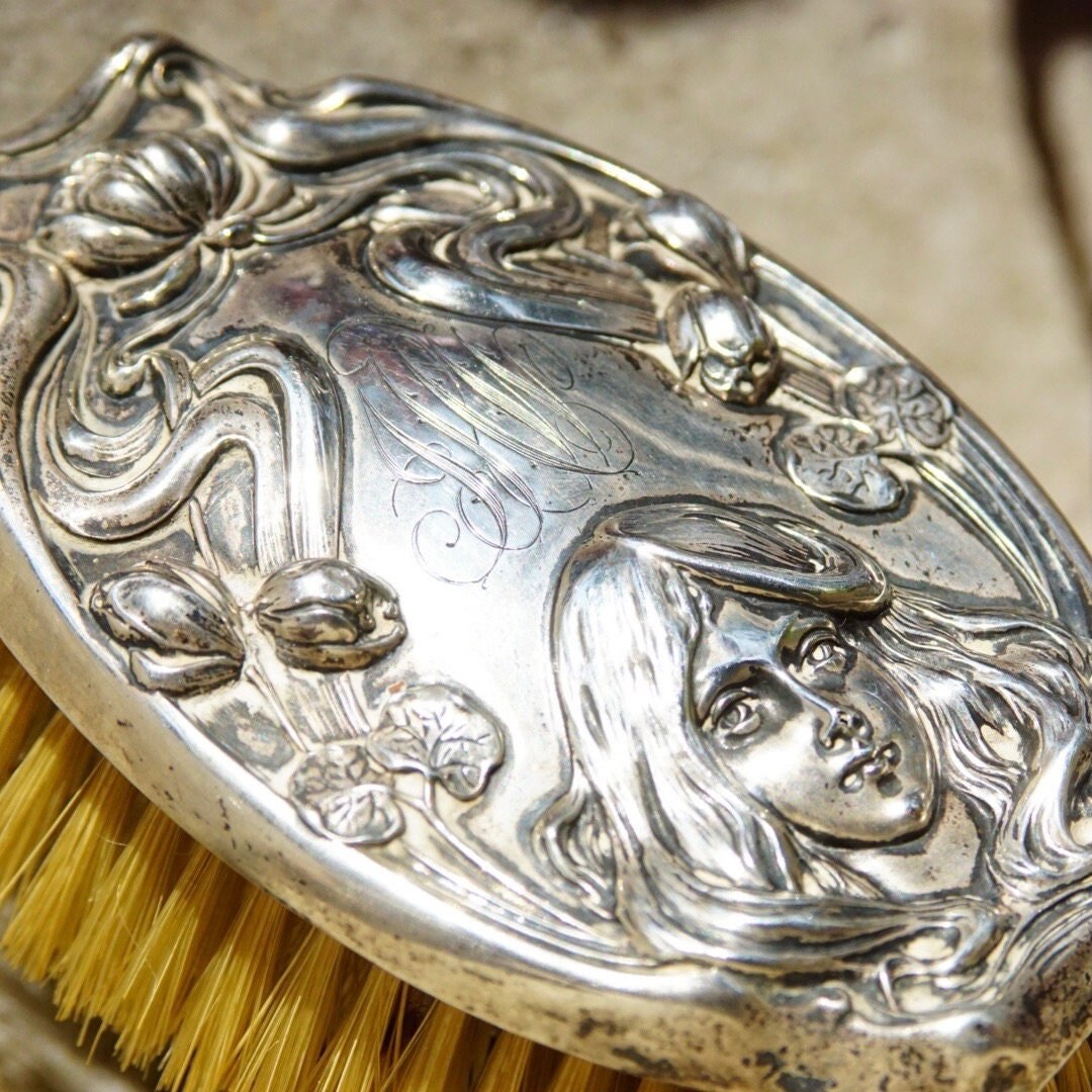 Antique Art Nouveau Sterling Silver Repousse Grooming Brush, Embossed Girls Face With Floral Designs & Engraved Initials, Sterling 1541 M
