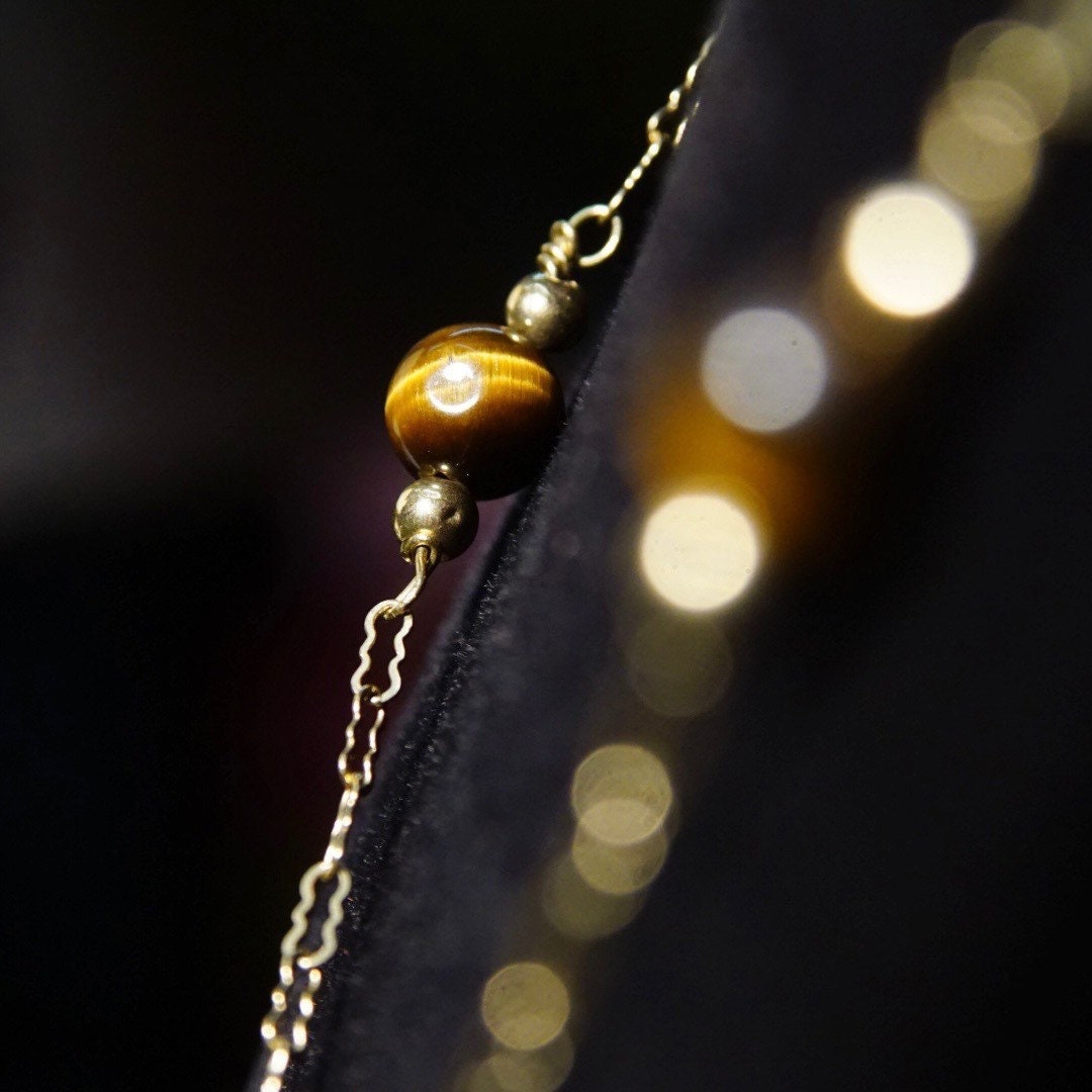 Vintage 14K Gold Tigers Eye Choker Necklace, Tigers Eye Beads, Ornate Gold Chain, Cats Eye Gemstone, Delicate Gold Necklace, 17 Long