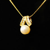 Vintage 14K Pearl Solitaire Diamond Accent Pendant, Yellow Gold (8) Diamond Pave Ribbon Setting, Dainty 585 Pendant, Elegant, 16 1/2" Long