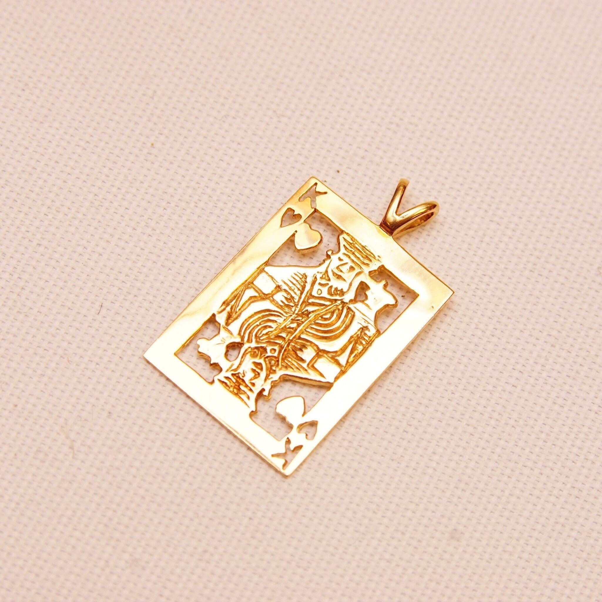 Vintage 14K Solid Gold King Of Hearts Pendant, Polished Yellow Gold, Cutout Design, Split Gold Bail, Cute Mini Pendant, 29mm x 17mm