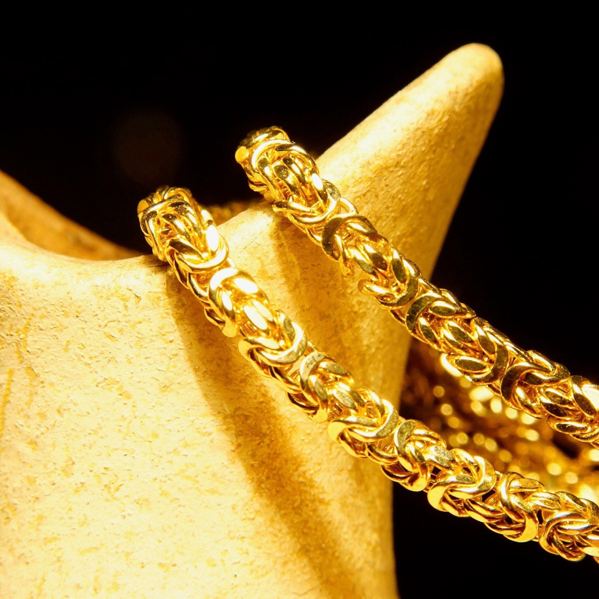 Vintage 14K Yellow Gold Byzantine Chain Necklace, 4mm Thick, Hollow Links, Voluminous Lightweight Chain, 585 HOB, 18" L