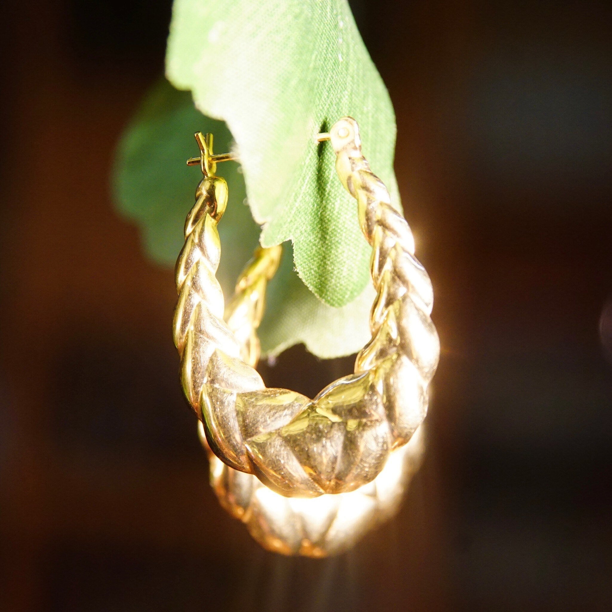 Vintage 14K Yellow Gold Repousse Hoop Earrings, Elongated Gold Hoops, Textured Oval Hoops, 585 Jewelry, 1 1/4 L