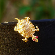 Vintage 14K Yellow Gold Ruby Eyed Turtle Brooch, Cute Turtle Pin With Small Ruby Gemstones, Animal Jewelry, 585