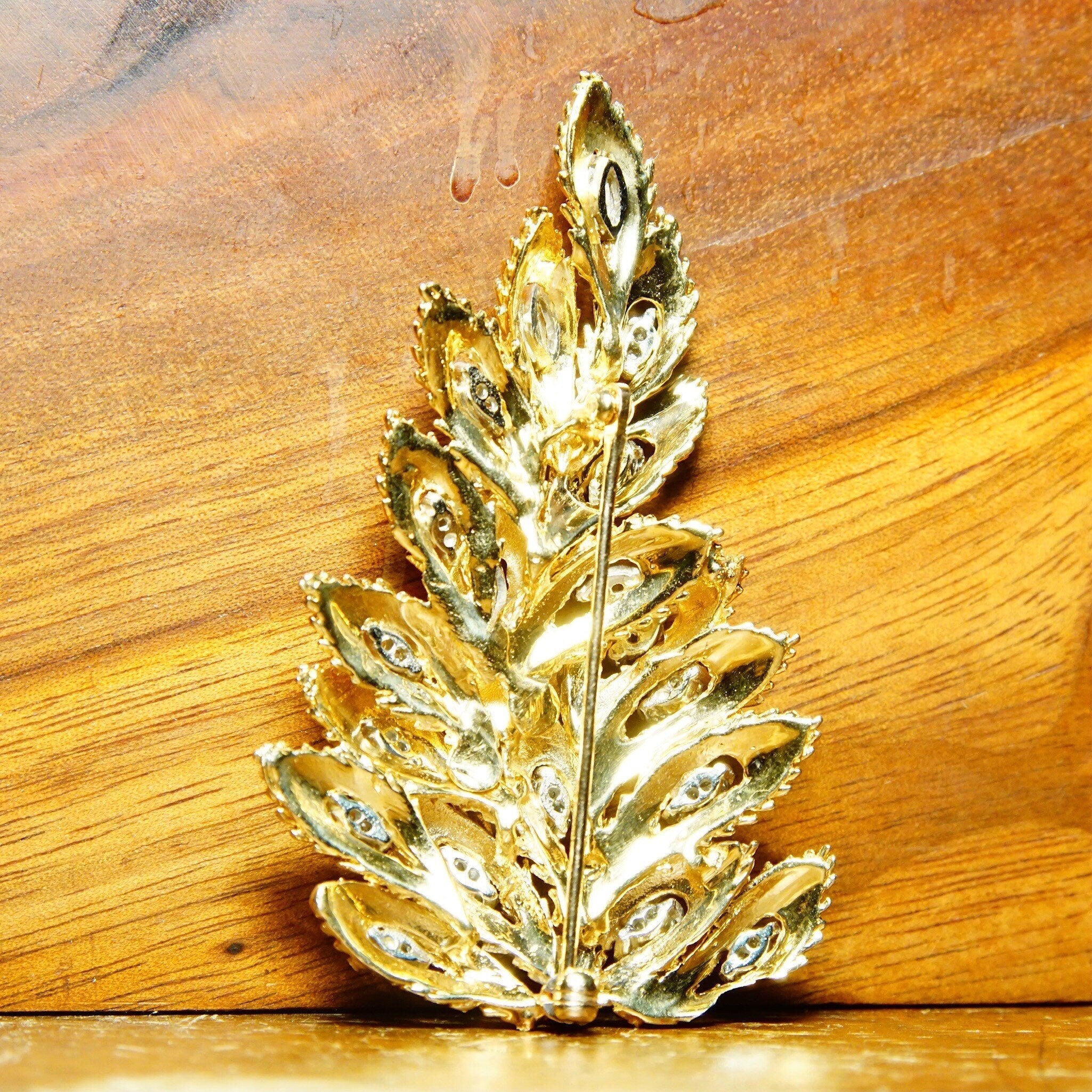 Vintage 14K Yellow Gold Diamond Conifer Tree Brooch, Textured Gold Pine Tree With 38 Dazzling Diamonds, 1.9 TCW, 2 3/8 L x 1 1/2 W