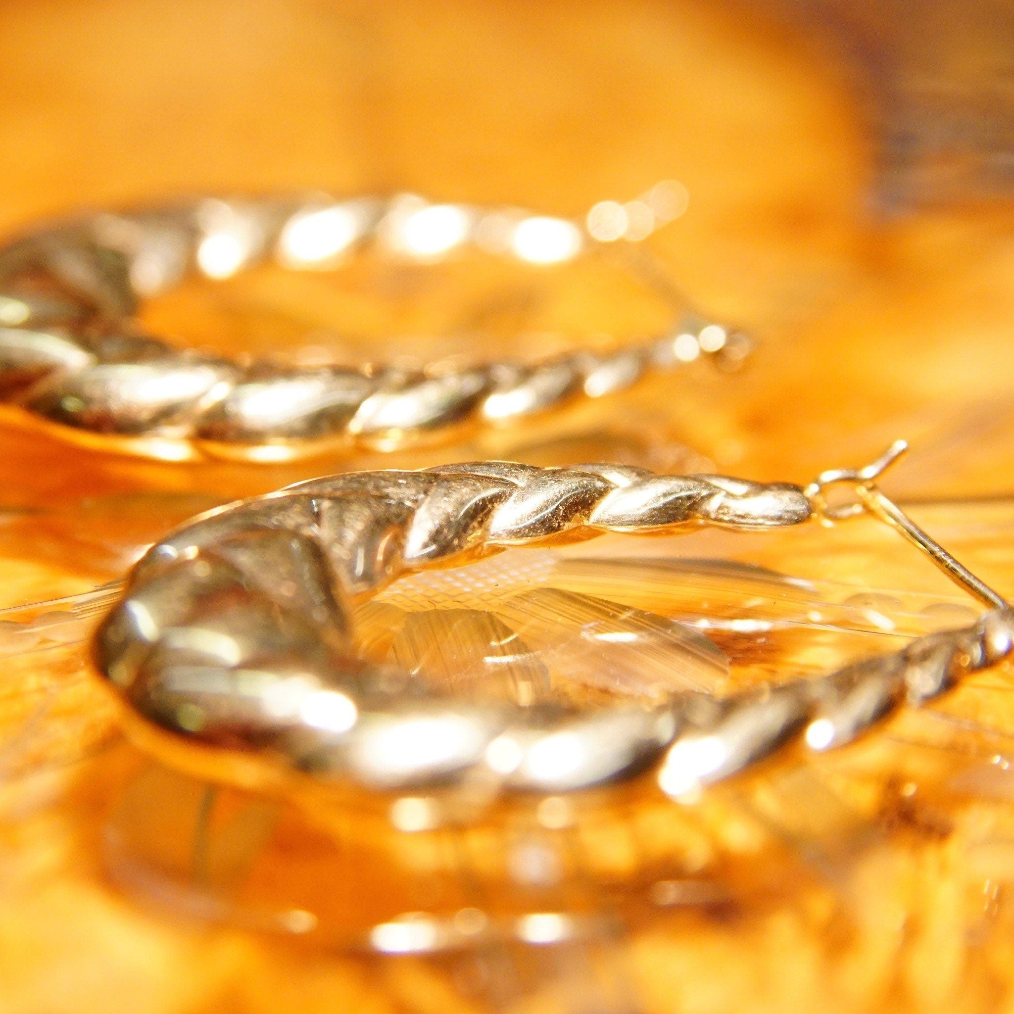 Vintage 14K Yellow Gold Repousse Hoop Earrings, Elongated Gold Hoops, Textured Oval Hoops, 585 Jewelry, 1 1/4 L