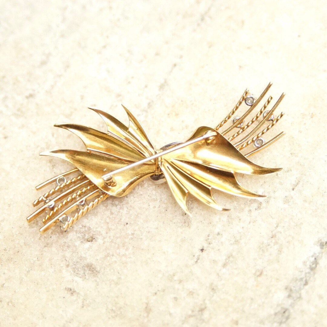 Vintage 18K Gold & Diamond Spray Brooch Pin, 1.5 TWC, Brilliant Cut, Textured Yellow Gold Bow Pin, Diamond Encrusted, Art Deco Jewelry