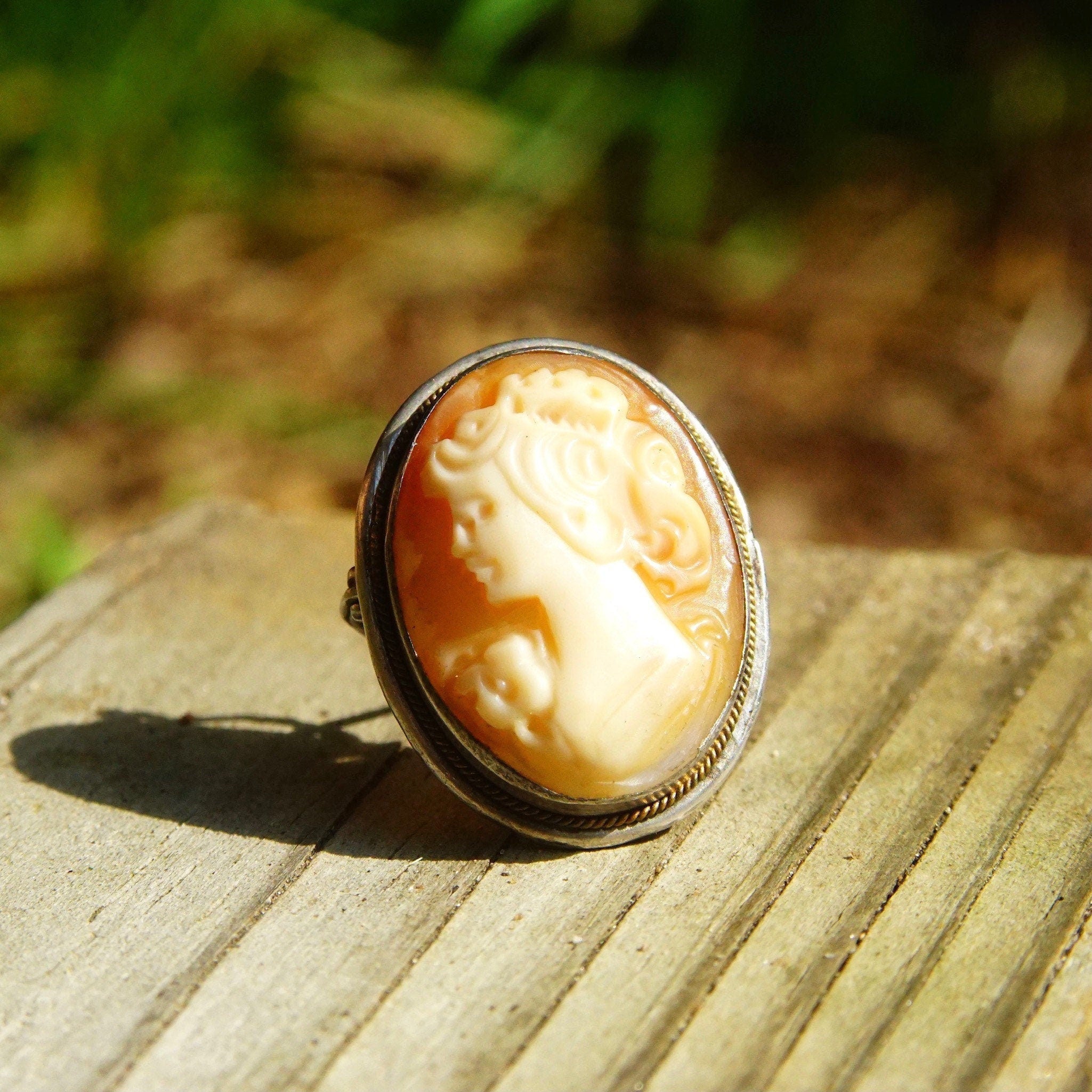 Vintage 800 Silver Cameo Brooch/Pendant, Petite Cameo Pin, Classic Relief Cameo In Silver Setting, 24mm x 18mm