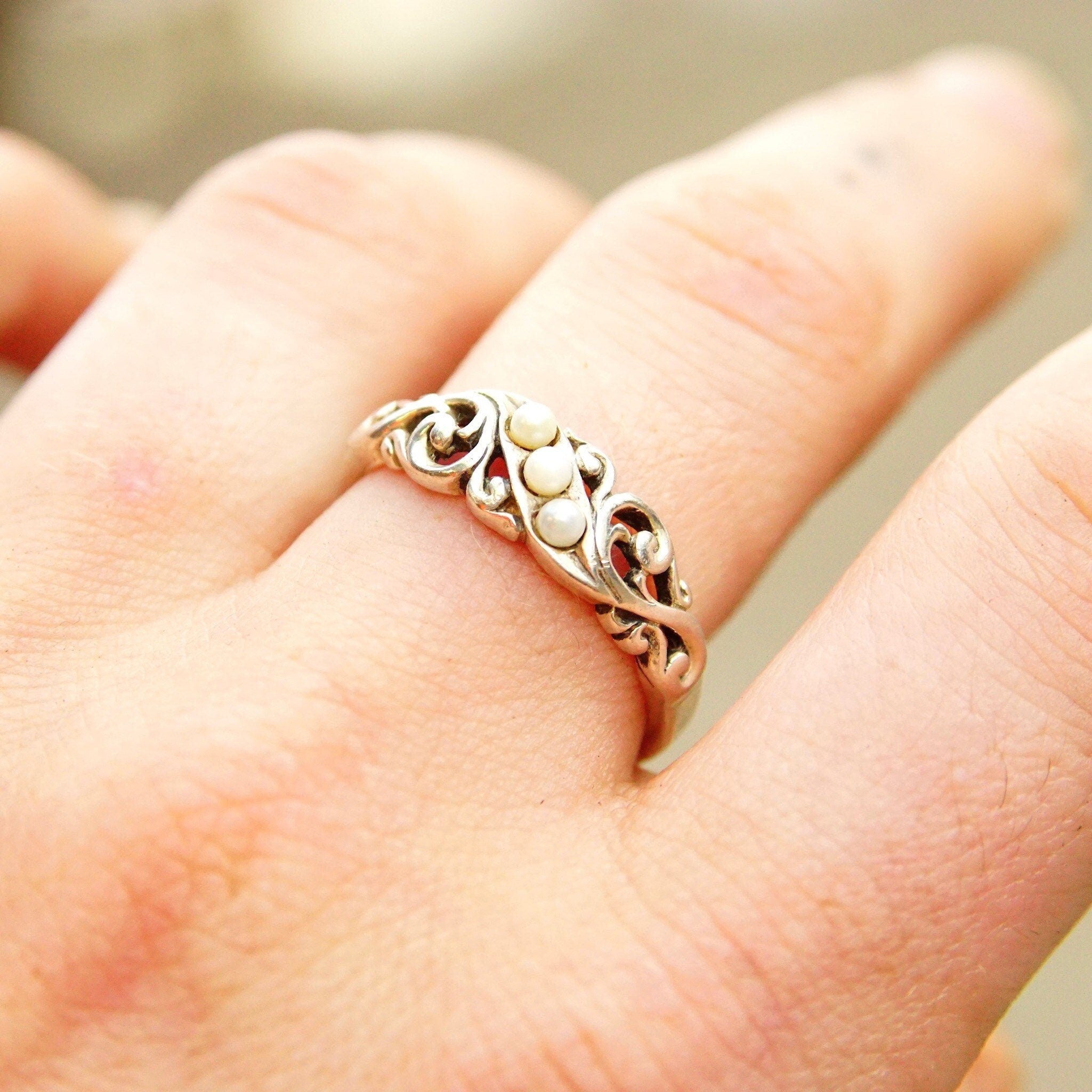 Vintage Kabana Sterling Silver Seed Pearl Ring, Ornate Silver Fleur Ring With 3 Small Accent Pearls, 2.25mm Pearl Seed, Size 9 1/4 US