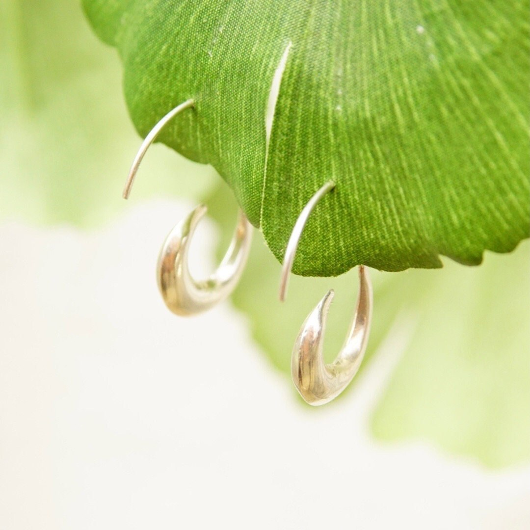 Vintage Modernist Sterling Silver Spiral Earrings, Faux Gauge Earrings, Threaded Silver Swirl Hoops, Minimalist Dangle Earrings, 1 1/4" L