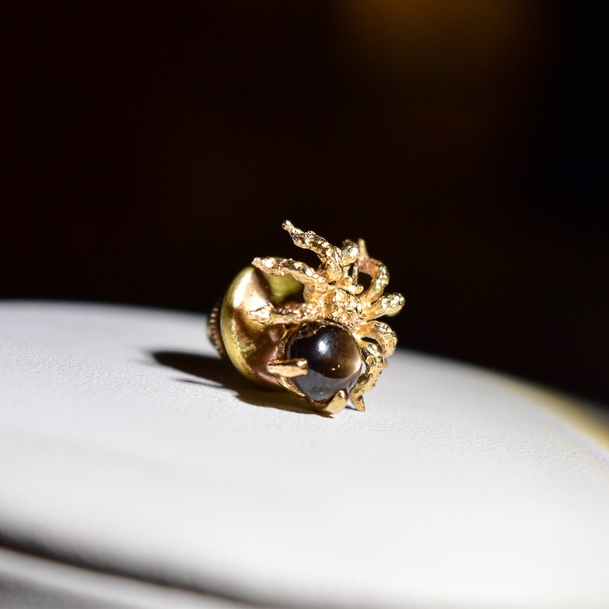 Black Star Sapphire Spider Tie Tack In 14K Yellow Gold, Gemstone Cabochon, Vintage Lapel Pin, 15mm