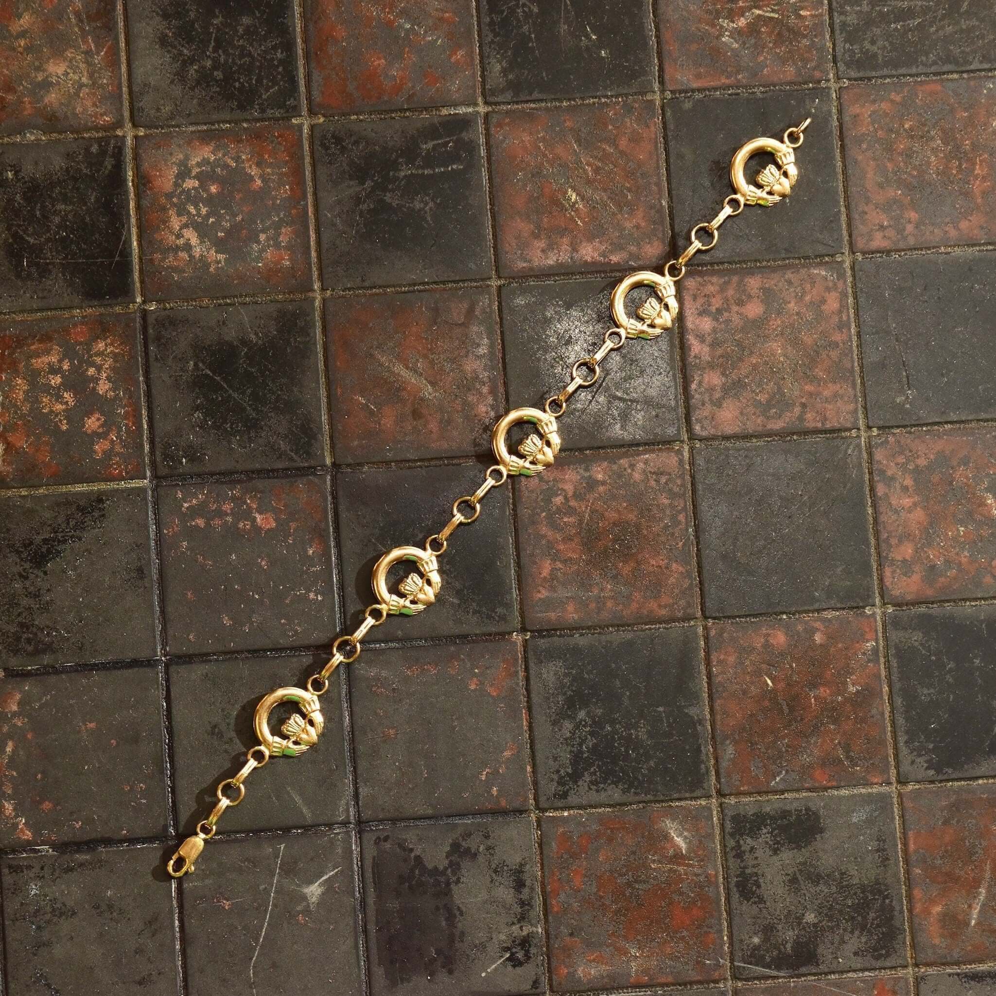 14K Irish Claddagh Link Bracelet In Yellow Gold, Symbol Of Love, Loyalty & Friendship, Vintage Jewelry, 7 3/4" L