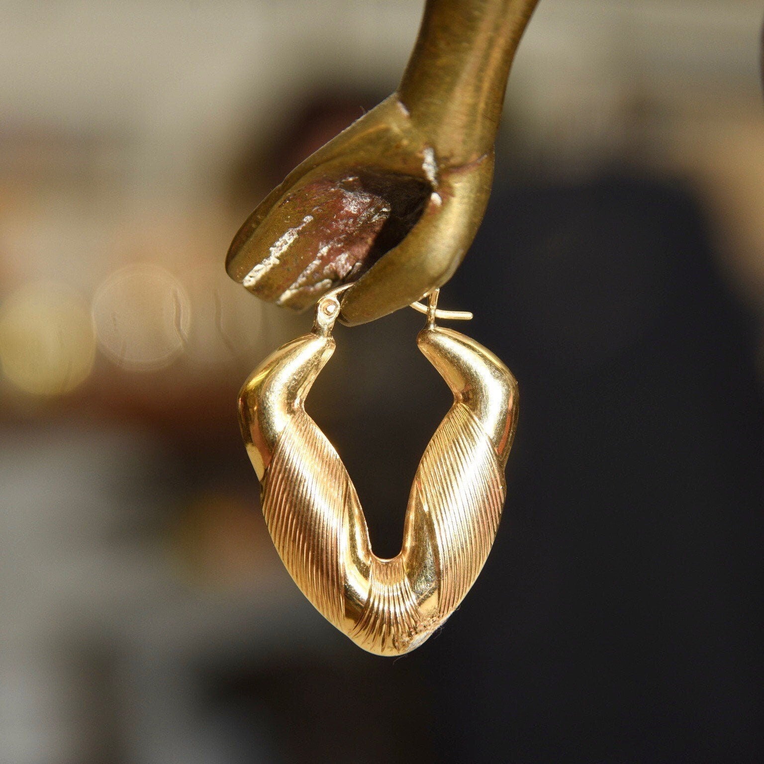 14K Puffed V-Hoops, Line Textured Yellow Gold Chevron Earrings, Hinged Ear Wire, S/M Size, 1 3/8" L