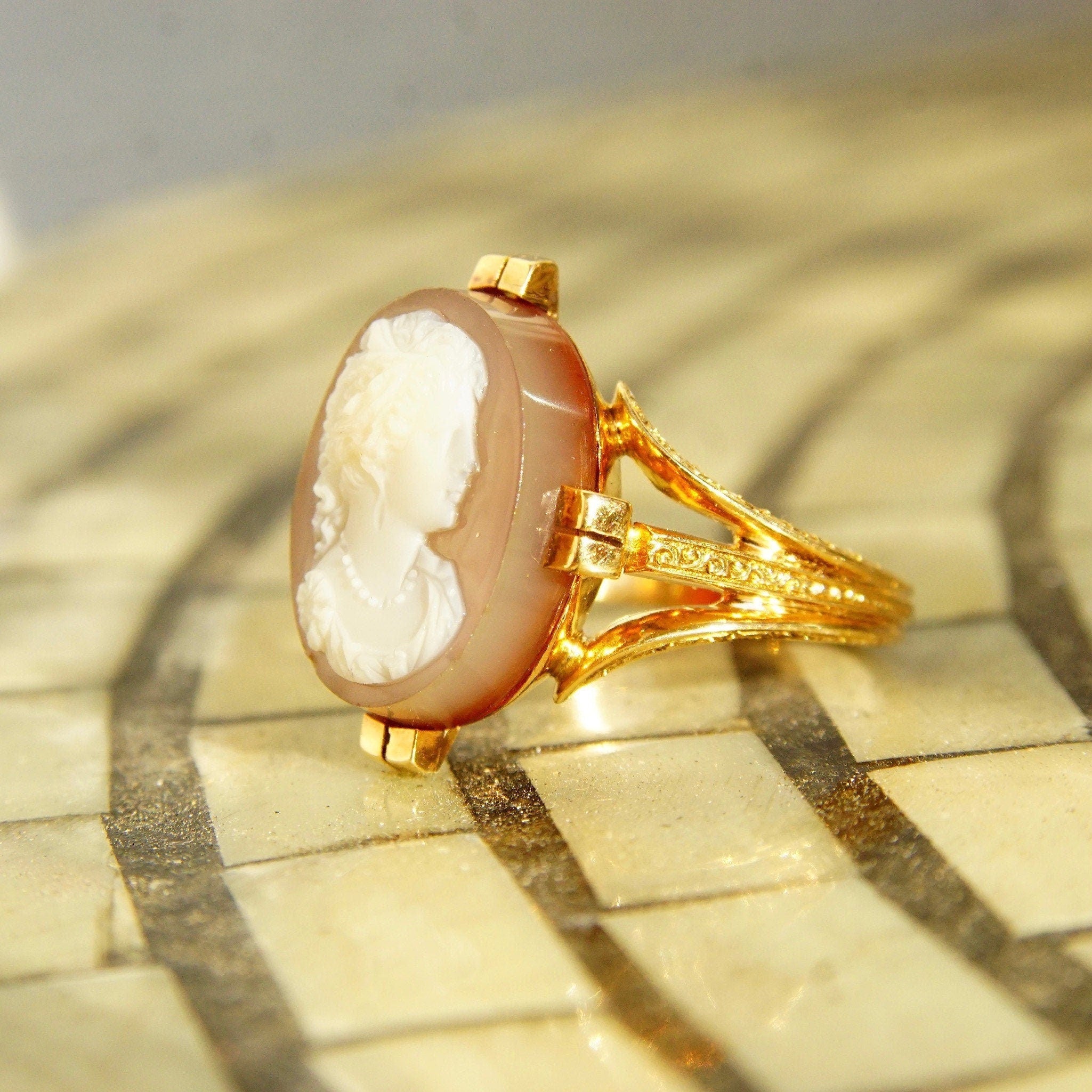 Victorian Hardstone Cameo Ring In 18K Rose Gold, Antique Carved Agate Cameo, Engraved Ring Band, Size 9 1/4 US - Good's Vintage
