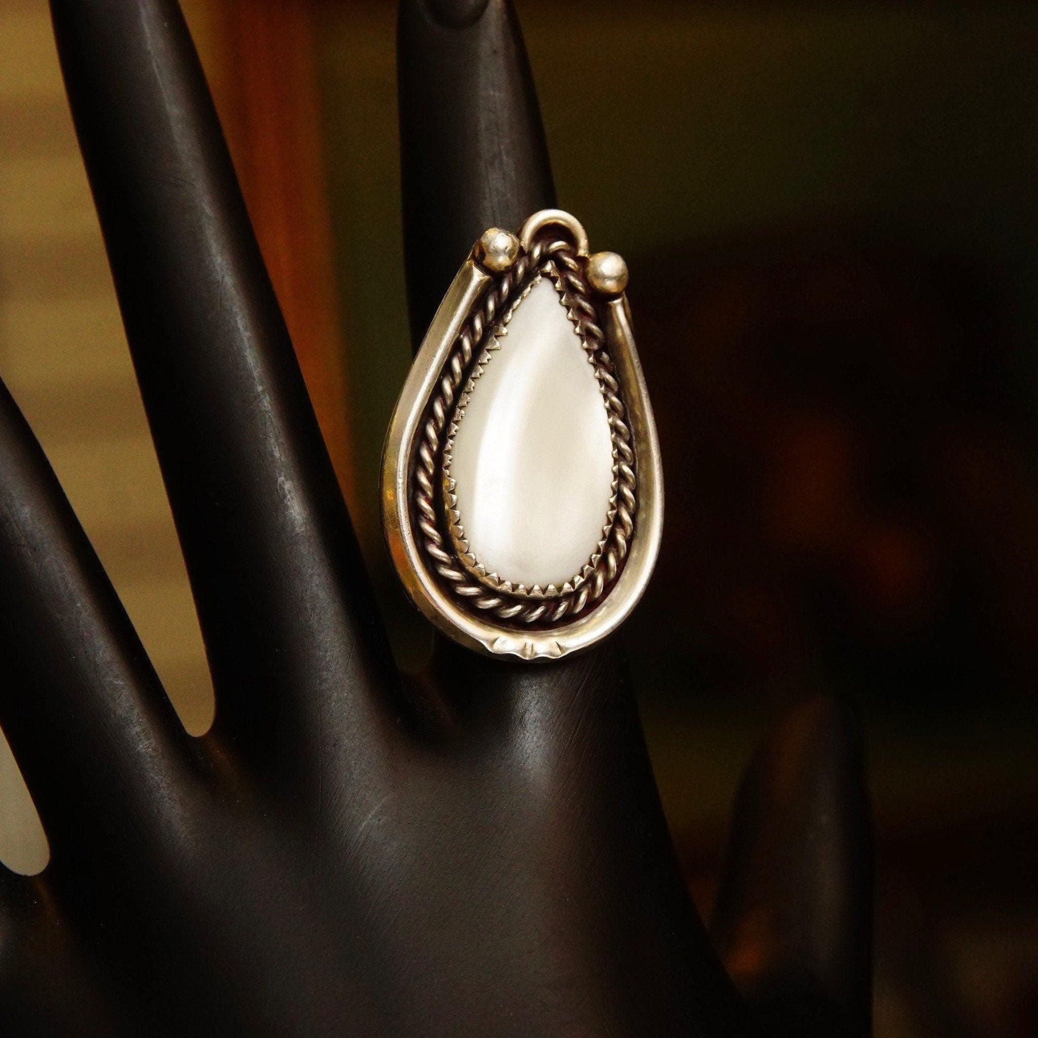 Navajo Sterling Silver Mother Of Pearl Teardrop Ring, Large Iridescent Shell Inlay, Woven Silver Setting, Native American, Size 5 US - Good's Vintage