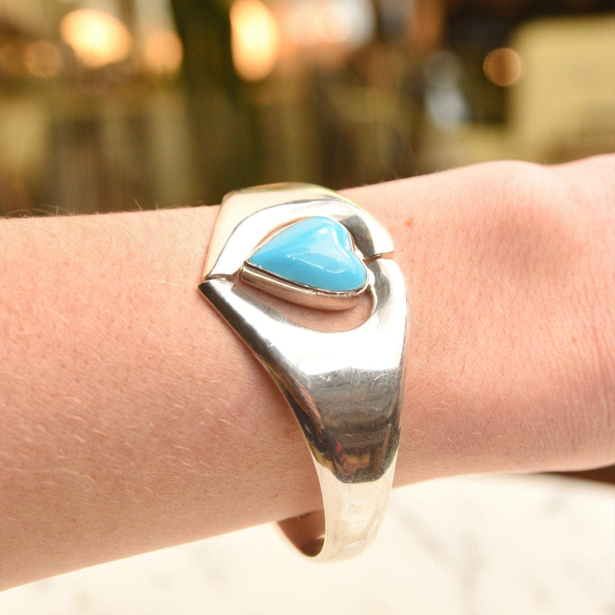 Vintage TAXCO Sterling Silver Turquoise Heart Clamper Cuff, Modernist Silver Cut-Out Cuff, Bright Blue Turquoise, 925 Mexico, 7" Diameter