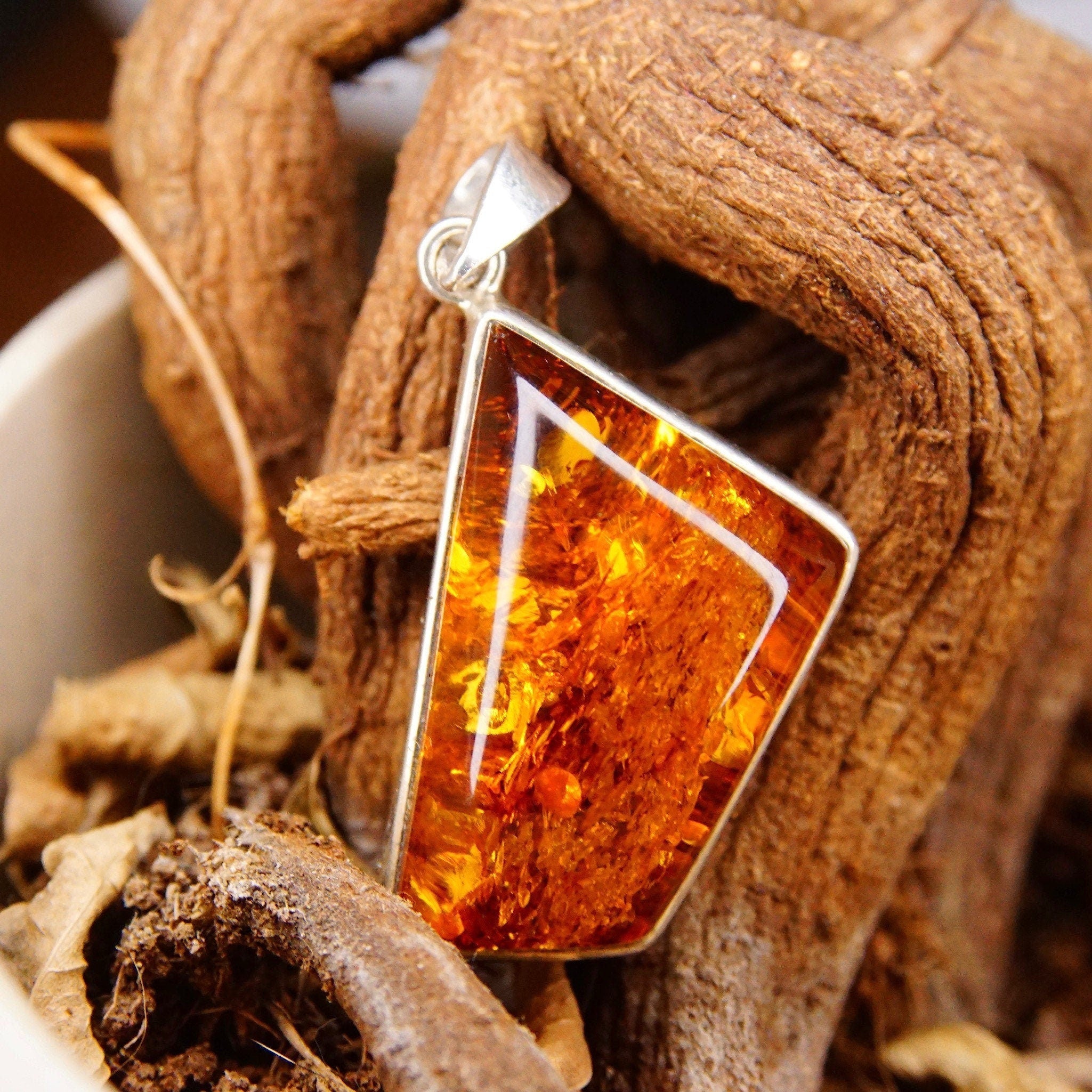 Vintage Modernist Sterling Silver Honey Amber Necklace Pendant, Incredible Inclusions, Fossilized Tree Resin, Abstract 925 Setting, 2 L