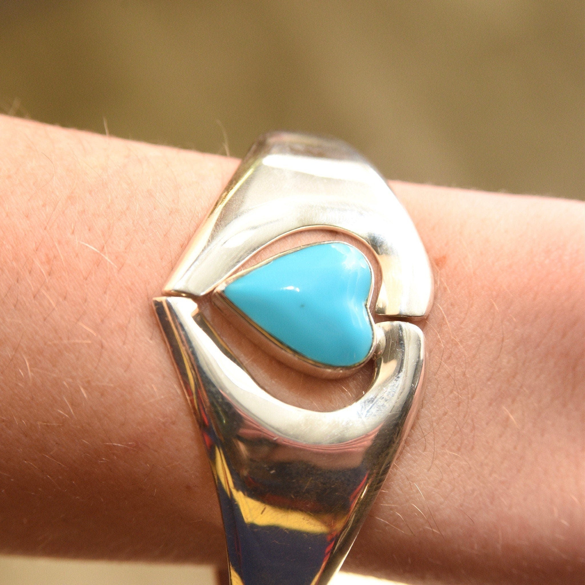 Vintage TAXCO Sterling Silver Turquoise Heart Clamper Cuff, Modernist Silver Cut-Out Cuff, Bright Blue Turquoise, 925 Mexico, 7" Diameter