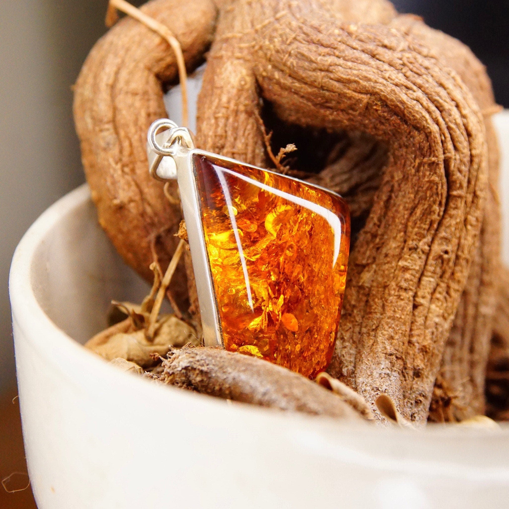 Vintage Modernist Sterling Silver Honey Amber Necklace Pendant, Incredible Inclusions, Fossilized Tree Resin, Abstract 925 Setting, 2 L