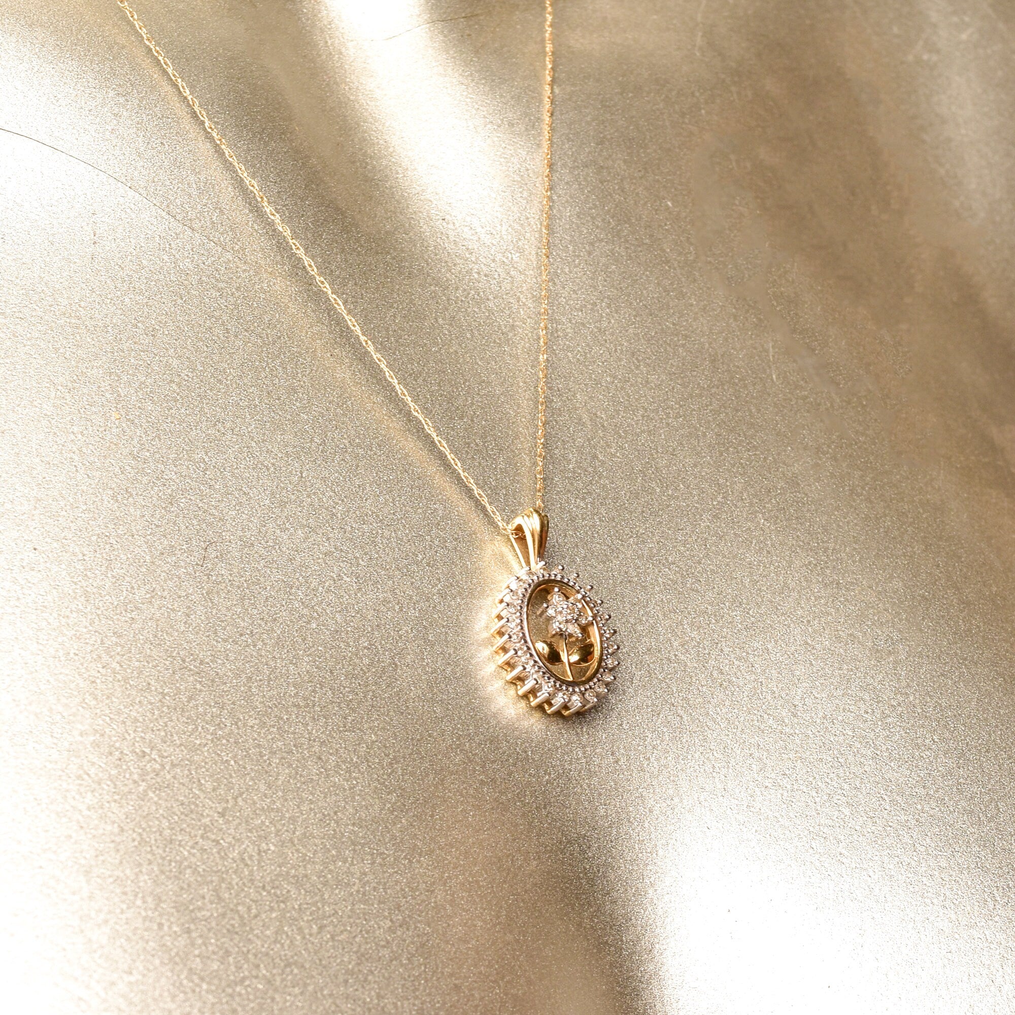 Elegant 10K Diamond Pave Flower Necklace, Two-Tone Diamond Halo Pendant, Art Deco Revival, Estate Jewelry, 19" L